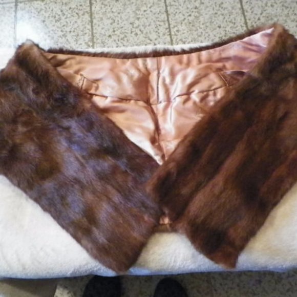 Tops - Genuine fur cape